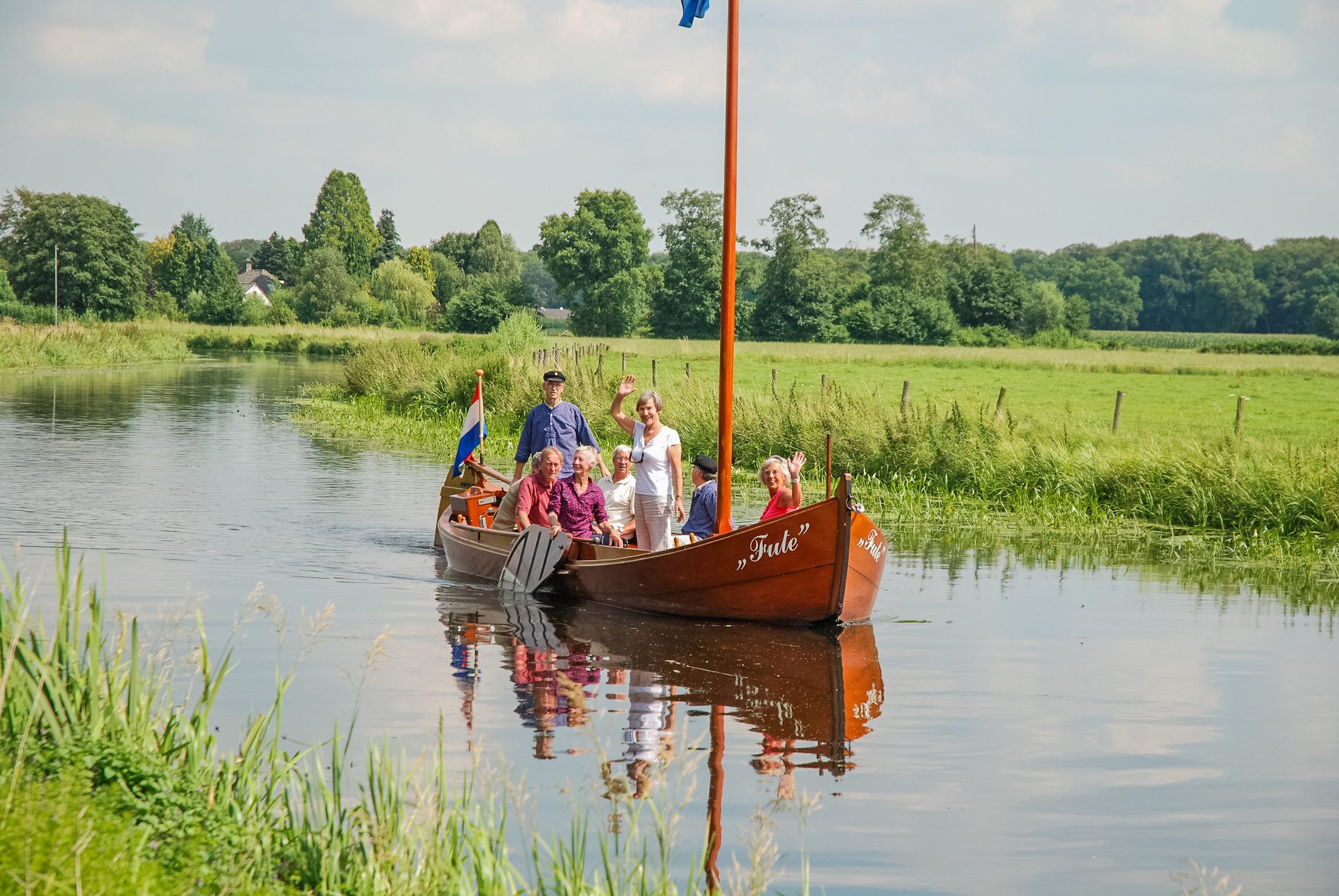 Krt59_bootje met recreaten_HvL